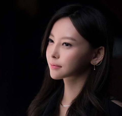 于文文整容了嗎？于文文整容前后圖