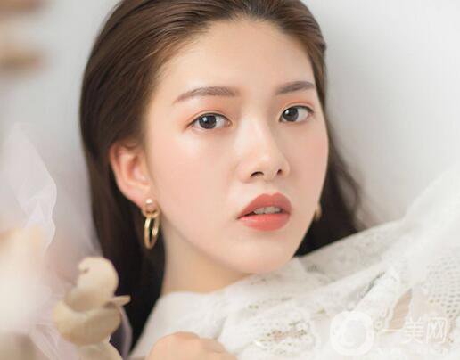 光子嫩膚價(jià)位 光子嫩膚多少錢