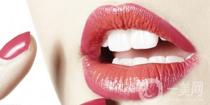 一個(gè)烤瓷牙多少錢 價(jià)格貴嗎？