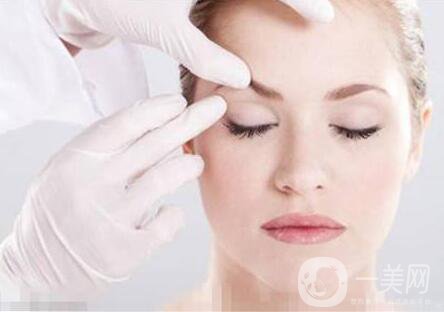 內(nèi)窺鏡除皺術(shù)的副作用有哪些呢？