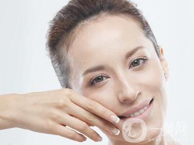 內(nèi)窺鏡除皺術(shù)的副作用有哪些呢？