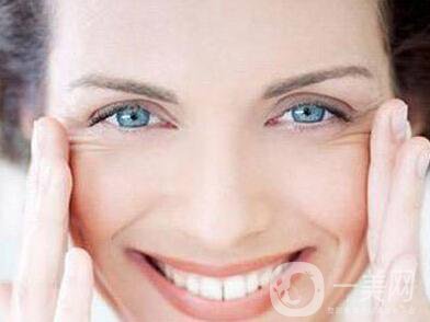 去除魚尾紋的方法有哪些？