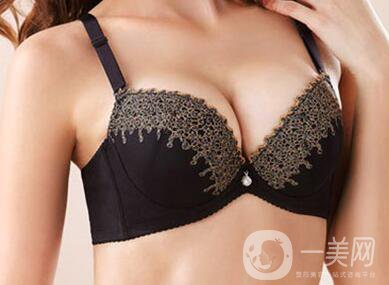 隆胸取出醫(yī)院介紹？隆胸取出后應該要注意什么