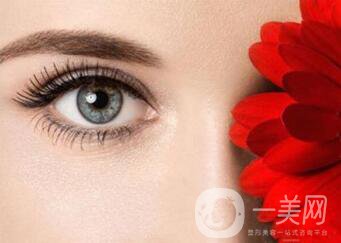 割雙眼皮術(shù)后的疤痕增生會消失嗎