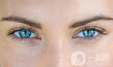 割雙眼皮術(shù)后的疤痕增生會消失嗎