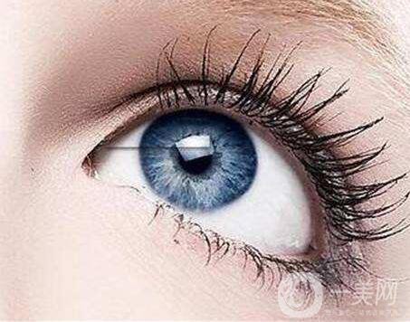 割雙眼皮變化大嗎？