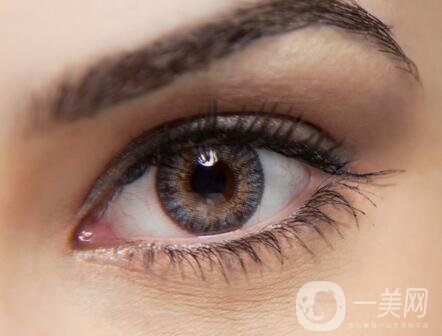 在青島開眼角多少錢？