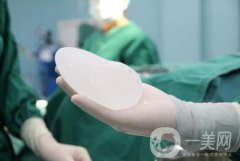 假體豐胸術(shù)后手感能變軟嗎