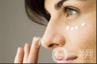 駝峰鼻矯正后遺癥