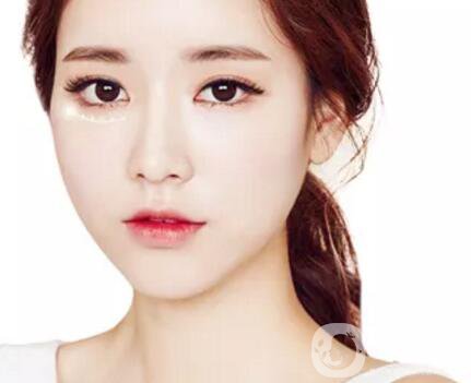 怎樣去眼袋*果好 去眼袋的方式都有哪些 價(jià)格貴嗎？