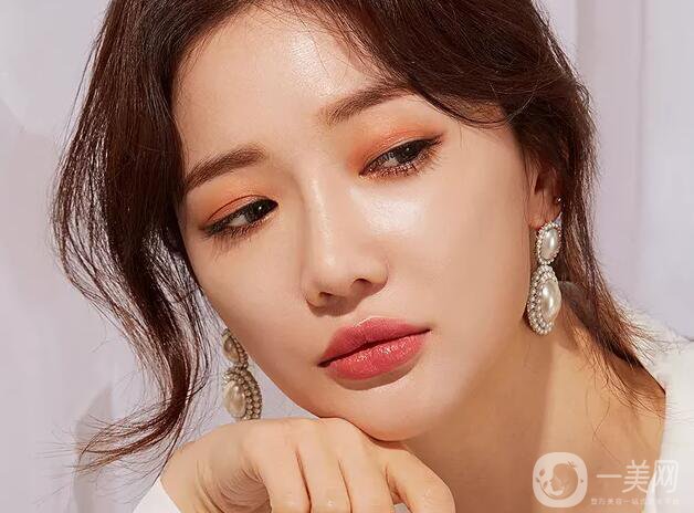 埋線雙眼皮貴嗎？