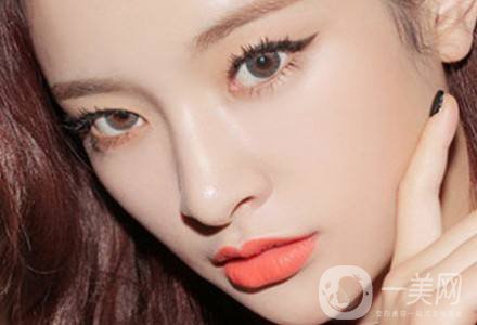 玻尿酸隆鼻費(fèi)用貴不貴 注射玻尿酸的方法