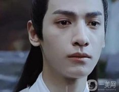 羅云熙成為韓國整形界范本？韓國也開始流行雙眼皮啦~