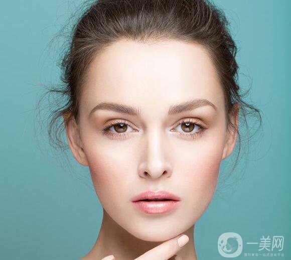 隆鼻整形要多少錢？