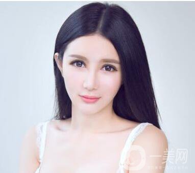 駝峰鼻影響美貌 駝峰鼻矯正術(shù)的價(jià)格是多少？