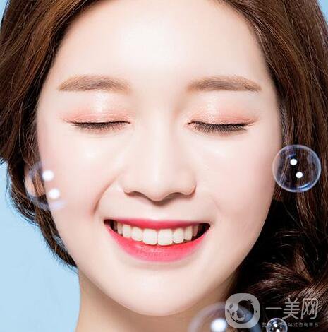 想擁有精致下巴 手術墊下巴要多少錢？