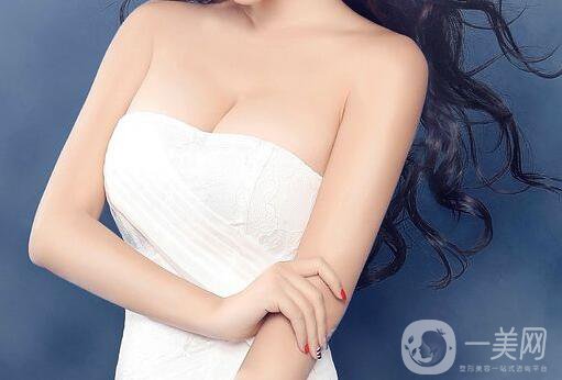 假體豐胸會(huì)影響母乳喂養(yǎng)嗎？