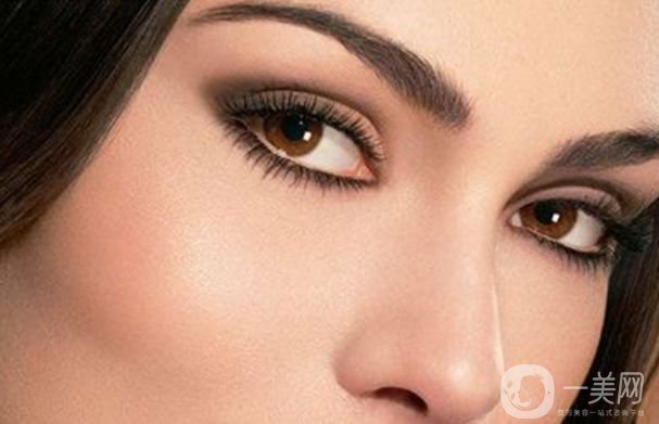 韓式*開(kāi)眼角多少錢 開(kāi)眼角有風(fēng)險(xiǎn)嗎