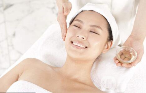 抬頭紋很深怎么辦 玻尿酸去抬頭紋怎么樣