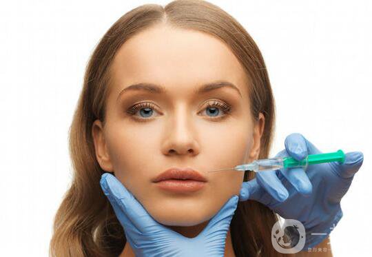 硅膠隆鼻取出,硅膠隆鼻取出*嗎,硅膠隆鼻取出注意事項