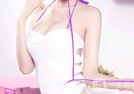 自體脂肪隆胸術(shù)價格是多少？