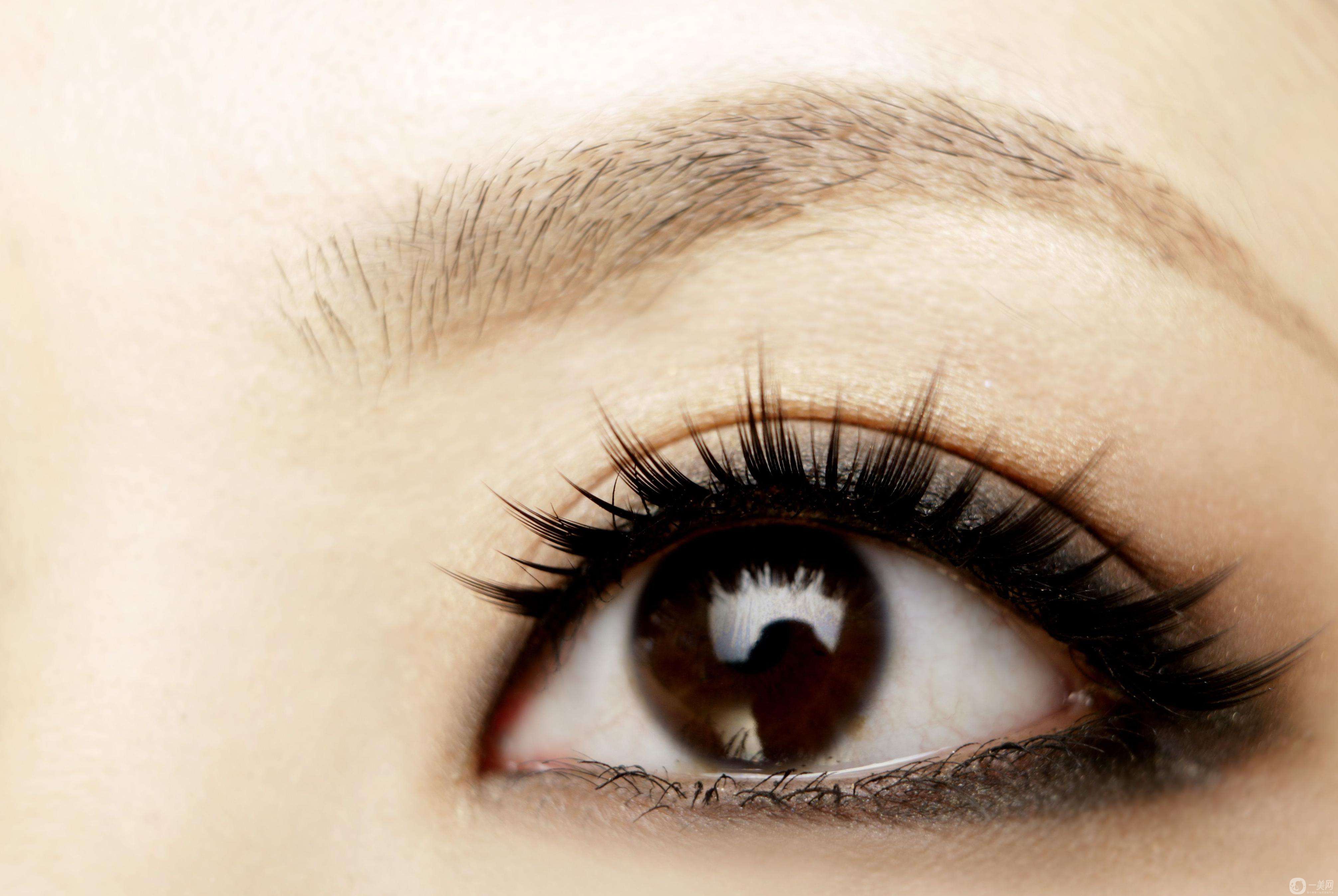 割雙眼皮有什么方法 割雙眼皮恢復(fù)時間