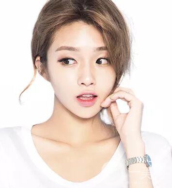 光子嫩膚是如何調(diào)節(jié)黃褐斑的呢？