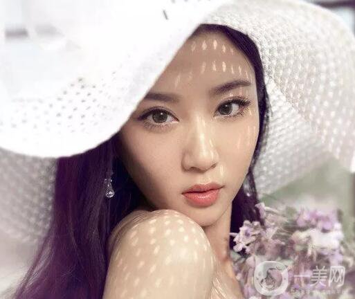 做玻尿酸的價(jià)格一般是多少？