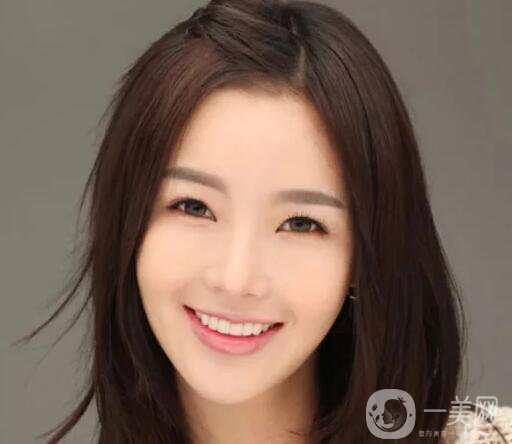 駝峰鼻矯正價(jià)錢(qián)是多少呢？