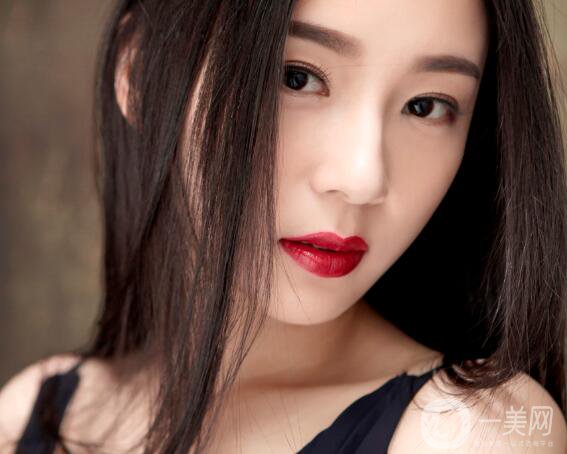 切開(kāi)雙眼皮和非切開(kāi)雙眼皮有哪些區(qū)別