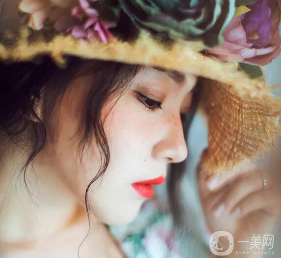 肋軟骨隆鼻多少錢？貴不貴？