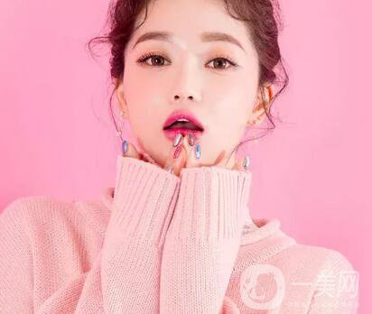 自體脂肪填充多久消腫？手術(shù)*嗎？