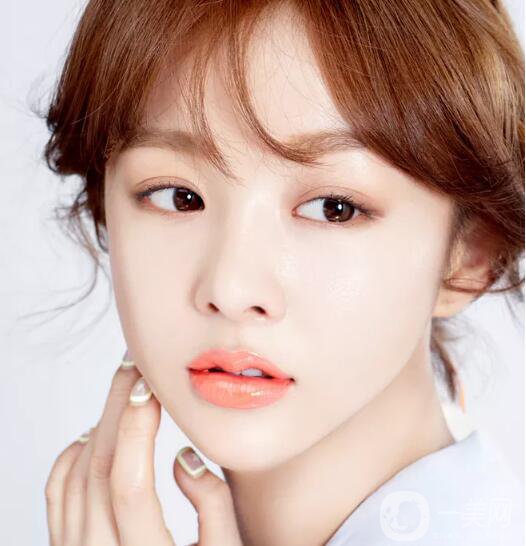 隆鼻術(shù)后恢復(fù)過(guò)程是怎樣的呢？