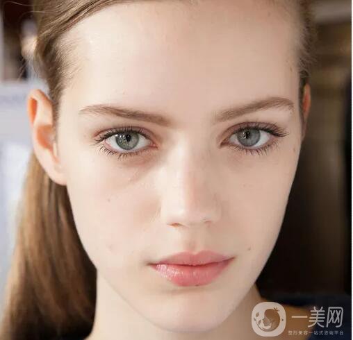 鼻子打玻尿酸多少錢？有什么優(yōu)劣勢(shì)呢？