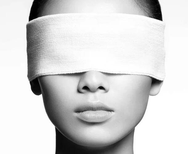 一般割雙眼皮多少錢(qián)？影響價(jià)格的因素有哪些？