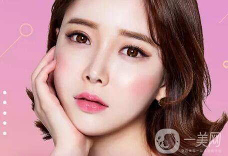 北京割雙眼皮手術(shù)多少錢？都有哪些手術(shù)方式呢？