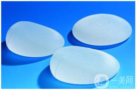 假體隆胸材料圓形和水滴形有什么區(qū)別？