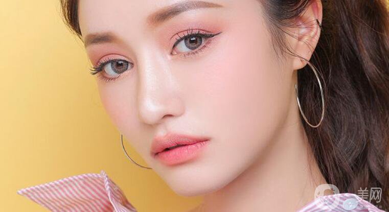 硅膠隆鼻*果究竟如何 好不好？