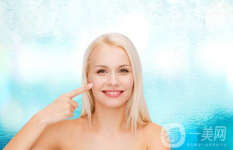 消除法令紋*好的方法是什么呢？