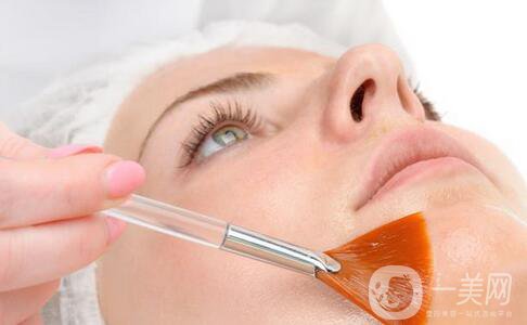 果酸換膚多少錢 價(jià)格高嗎？