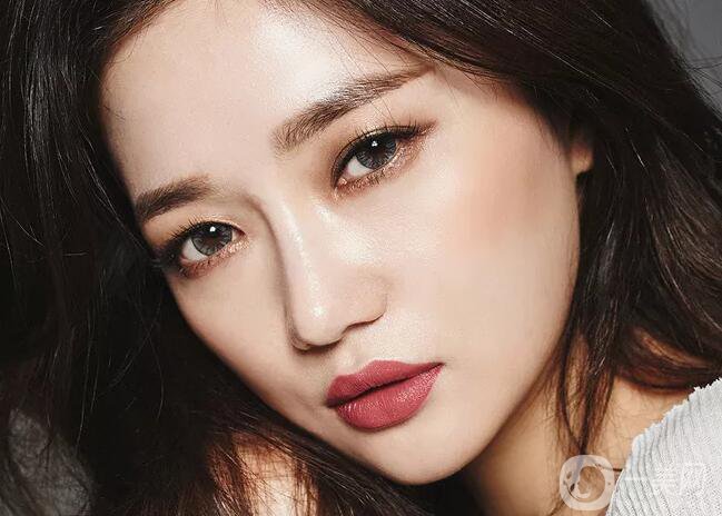 做個(gè)全臉面部抽脂多少錢