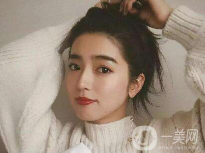 割完雙眼皮多久能化妝 如何護(hù)理能盡快恢復(fù)？