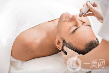 流行的男性整形手術(shù)類型有哪些?