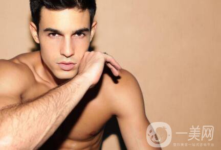 男性大腿抽脂多少錢 手術費是多少