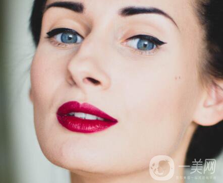 下巴注射玻尿酸的危害 玻尿酸硬多久時間才恢復(fù)自然？