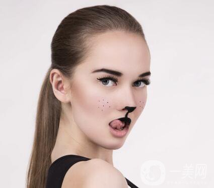 硅膠墊下巴價格 硅膠下巴可以*的嗎