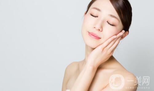 光子嫩膚價(jià)格是多少？網(wǎng)紅項(xiàng)目光子嫩膚測(cè)評(píng)