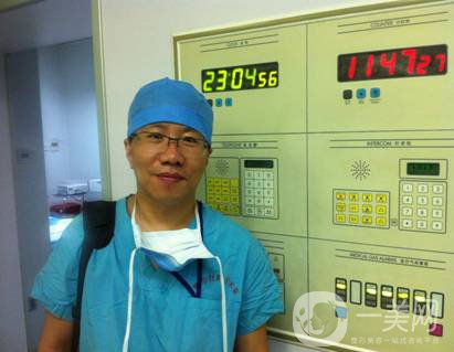 處楊曉楠雙眼皮案例 楊曉楠醫(yī)生怎么樣？