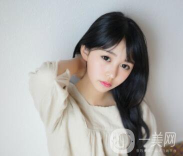 雙下巴抽脂術恢復時間是多久 下巴抽脂臉會不會變形