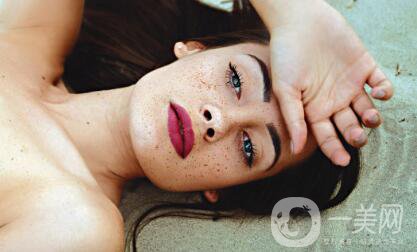 什么是黃褐斑？黃褐斑體征、調(diào)節(jié)與預(yù)防